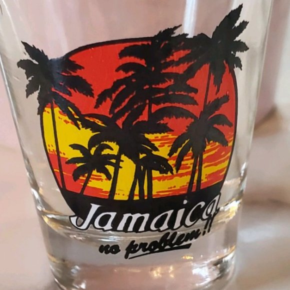 Jamaica No Problem Shot Glass - Picture 2 of 6